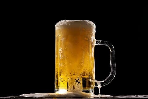 Pazza notte di Praga con 10 birre ciascuno