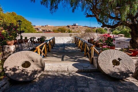 Campiña de Arequipa, Molino de Sabandía y Mansión del Fundador