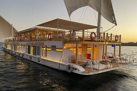 4 nachten Dahabiya zeilen tussen Luxor en Aswan met gids