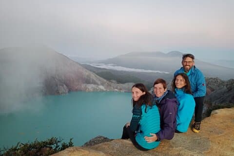 Desde Yogyakarta : Excursión al Monte Bromo y al cráter Ijen con tren