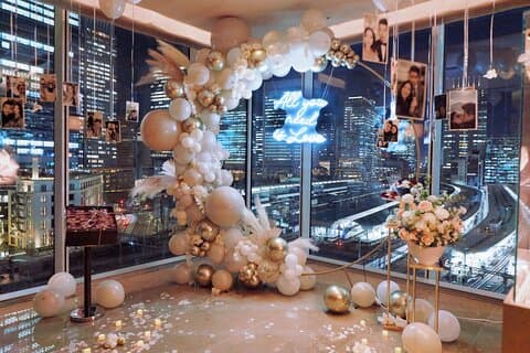 Pianificazione della proposta di matrimonio a Tokyo