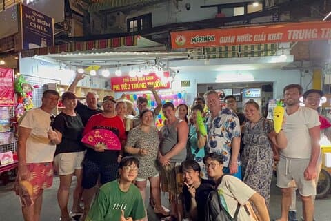 Ho Chi Minh City Local Street Food Tour With Local Students