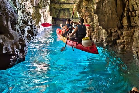 Private kayak tour: Explore the caves and turquoise bays in Pula