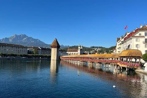 Lucerna: recorrido privado a pie por la ciudad personalizable