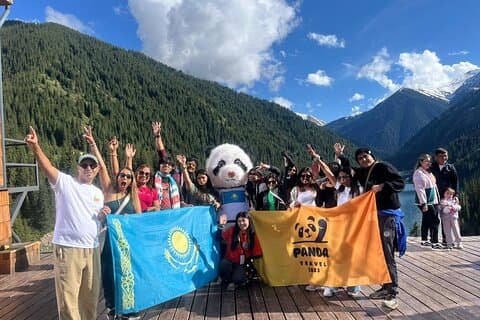 Skatter af Almaty søer Kaindy og Kolsai, Charyn Canyon