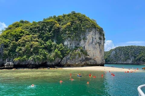 Lan Ha- Ha Long Bay 1 Day Boat Tour From Cat Ba Island with Lunch