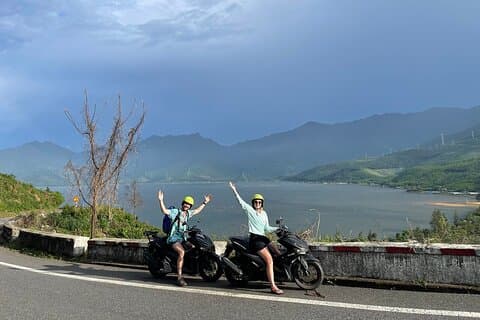 Aventura en scooter de ida de Hoi An a Hue a través del pase Hai Van