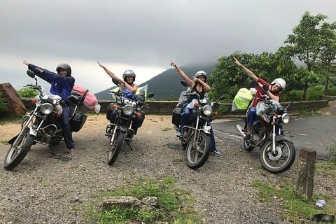 Hue till Hoi An motorcykelutflykt: Hai Van Pass äventyr