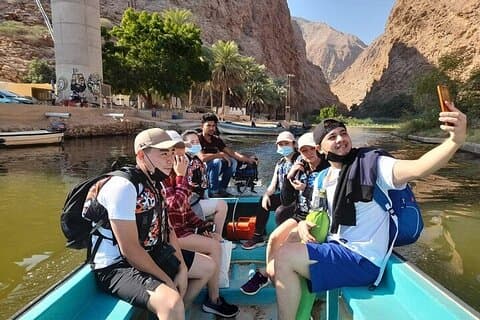 Private Transfer From Muscat To Wadi Shab And Back