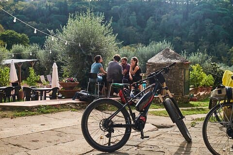 E-bike Tuscany and Chianti Self-Guided Tour with Vineyard Visit