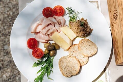 Privat olivenolie og vinsmagning i Kurilo, Montenegro