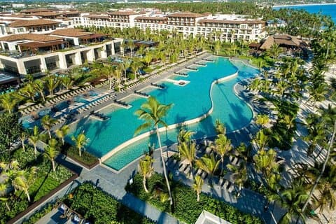 Santo Domingo Airport and Lopesan Costa Bavaro Private Transfer