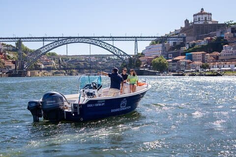 Porto: 2 timers privat tur (1 til 6 personer) på Douro-elven med en lokal