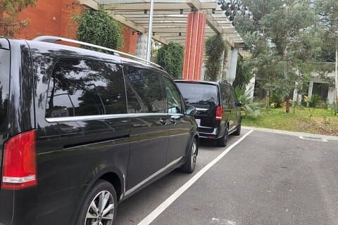 Transfert de l'aéroport de Melbourne à la ville en voiture de luxe
