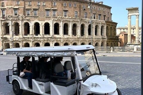 Private Golfcart Tour in the City of Rome
