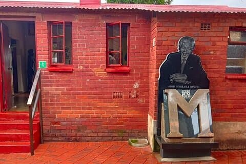 Johannesburg exploration tour-joburg, soweto & Apartheid museum