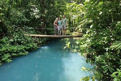 Cascada de Río Celeste y Territorio Indígena Guía Privado