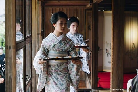 A Traditional Tatami Room Dance by Sumiyoshi Shachu Kagoshima