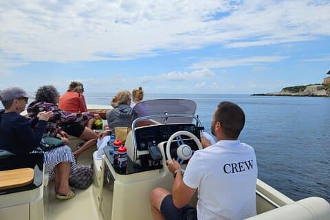 Private Lux 3.5h Speedboat Our Lady of the Rock and Blue Cave