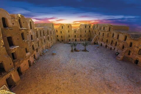 Visite d'une nuit des villages et oasis du Sahara tunisien