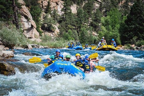 Numbers Rafting de meio dia em Buena Vista