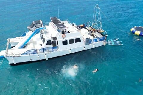 Noleggio Catamarano Privato per 125 Passeggeri