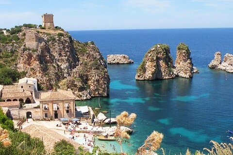 Tour privado en velero a la Tonnara de Scopello