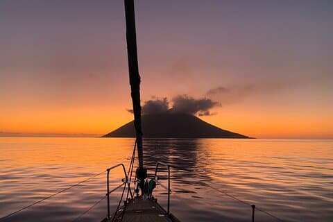 Tropea Sunset Sailing Experience. Private Tour for Up to 8 Guests