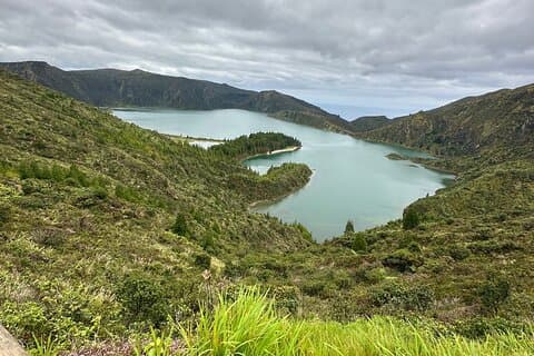 Halbtägiger Geländewagen-Ausflug nach Lagoa do Fogo