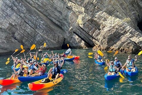 Tour en kayak con guía en Sesimbra