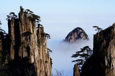 Tour de 2 días por el Puente de Cristal del Monte Avatar y el Monte Tianmen