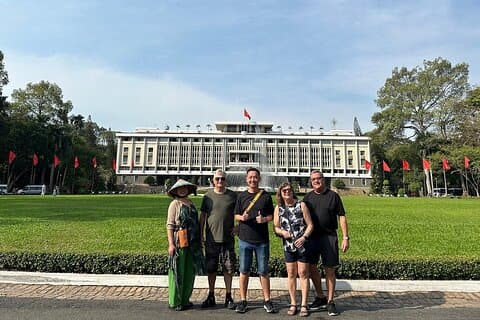 Privat krigshistoria och upptäcktsfärd i staden från Ho Chi Minh