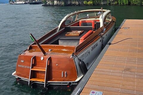 1-stündige gemeinsame Holzbootstour auf dem Comer See