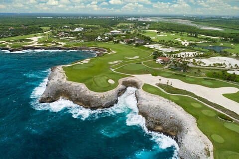 Santo Domingo Airport and Tortuga Bay Punta Cana Private Transfer