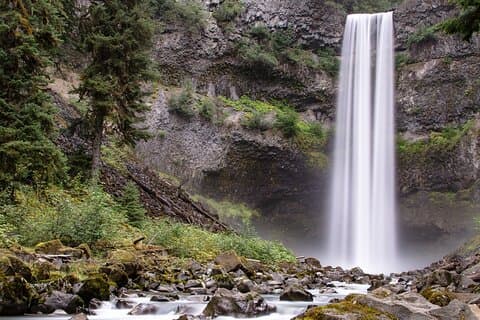 Activiteiten in de omgeving van Whistler, Shannon Falls