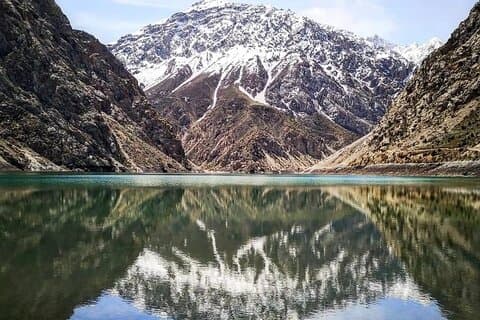 Flerdagstur i bergen i Tadzjikistan
