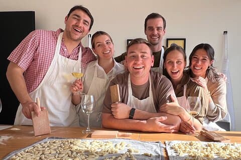 Clase de pasta casera siciliana, cata de vinos y cena en Palermo