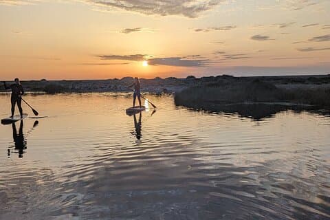 Sardaigne : tour SUP au coucher du soleil