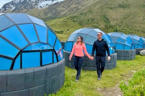 2-Day Lagoon Humantay and Salkantay Tour with Night at the Igloo