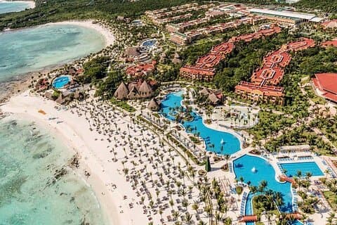 Aeroporto de Cancún e transfer privado Barceló Maya Colonial