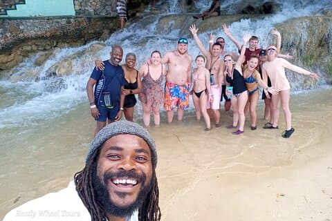 Anpassad COMBO till Mystic Mountain, Dunns River Falls & Blue Hole