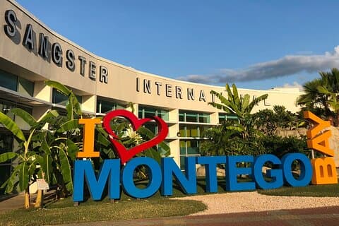 Privat Montego Bay lufthavnstransport til hoteller i Montego Bay