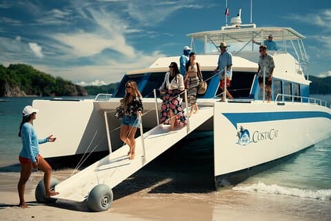 Tortuga Island Tour met Costa Cat