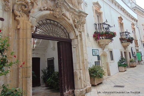 Locorotondo private tour: a charming town in the Itria Valley