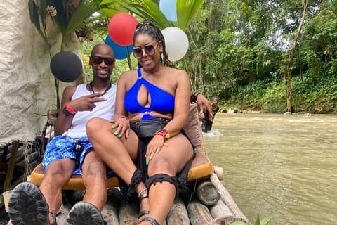 Montego Bay Bamboo Rafting Experience med Lime Stone Massage
