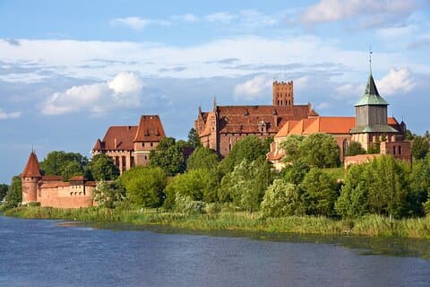 Visite privée du château de Malbork au plus grand château du monde