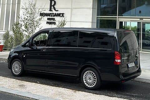 Transfer - Cascais - > Lisbon Airport