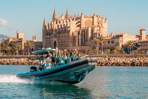 Mallorca: Speedbådstur, katedralbesøg, bugter og snorkling
