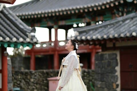Private Package Tour Hanbok Experience and UNESCO & Haenyeo