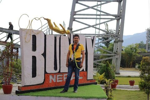 Tour de puenting de 110 metros en Pokhara